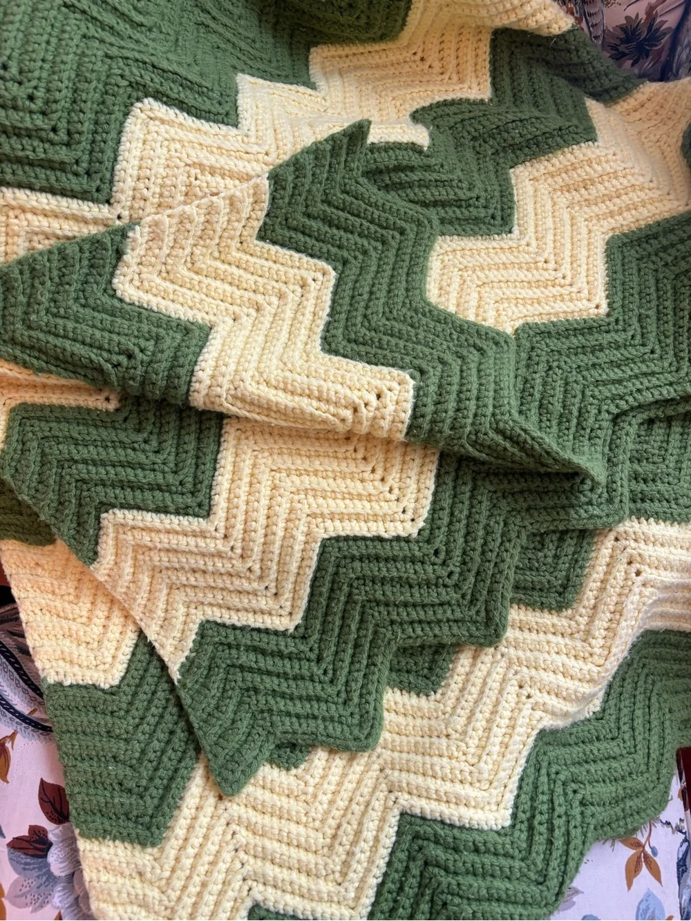 N/A vintage crochet